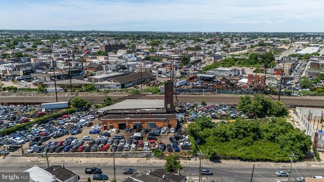 325 W GLENWOOD AVE, Philadelphia, PA 19140