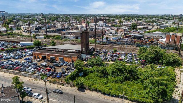 325 W GLENWOOD AVE, Philadelphia, PA 19140