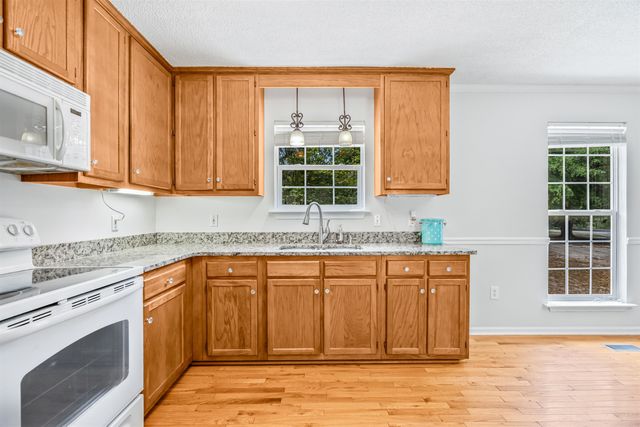 77 Oak Hill Dr., Georgetown, SC 29440