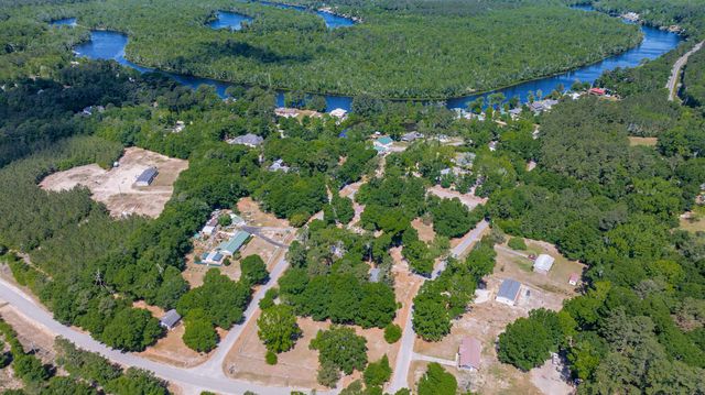 77 Oak Hill Dr., Georgetown, SC 29440