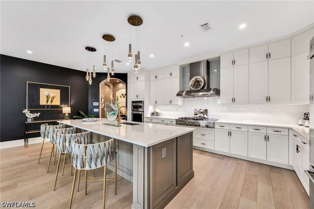 16336 Corsica WAY 201, Naples, FL 34110