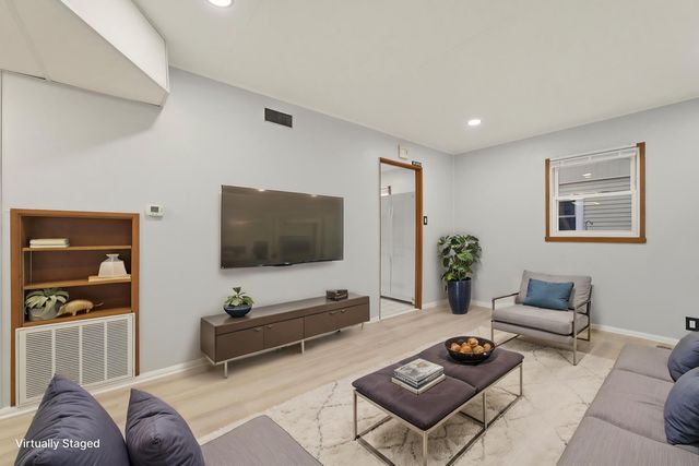 1115 Springland Avenue, Michigan City, IN 46360