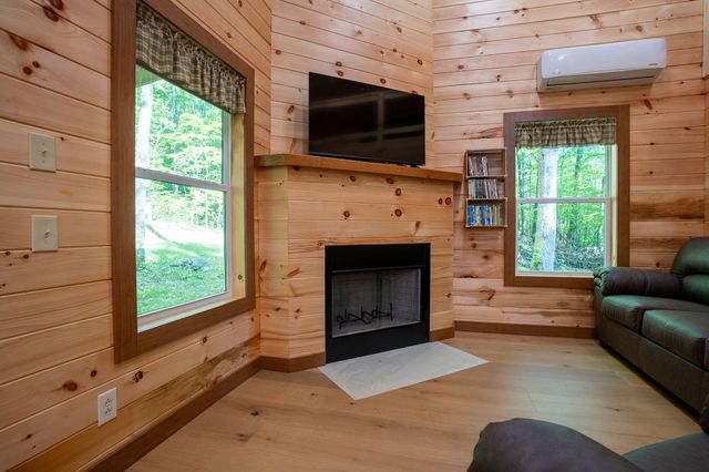 1140 County Road 797, Valley Head, AL 35989