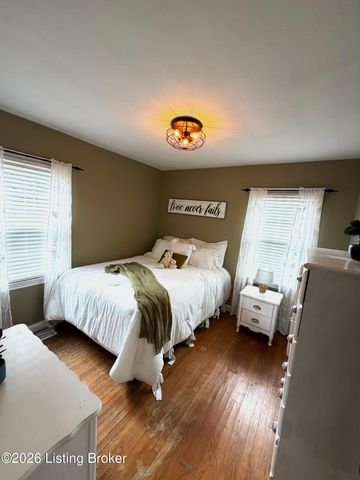 10306 Grafton Hall Rd, Louisville, KY 40272