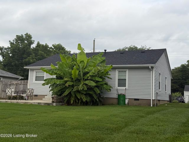10306 Grafton Hall Rd, Louisville, KY 40272