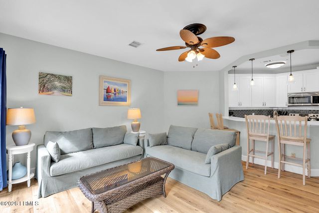 19 Lemoyne Ave Apt 27, Hilton Head Island, SC 29928