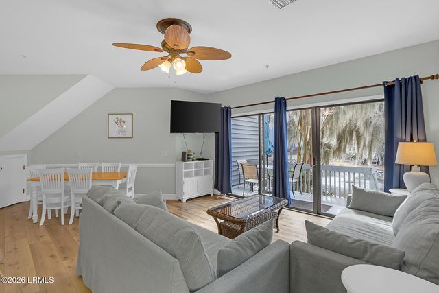 19 Lemoyne Ave Apt 27, Hilton Head Island, SC 29928