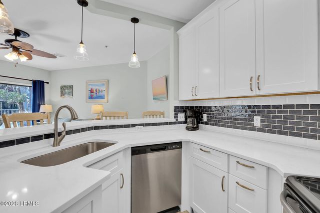 19 Lemoyne Ave Apt 27, Hilton Head Island, SC 29928