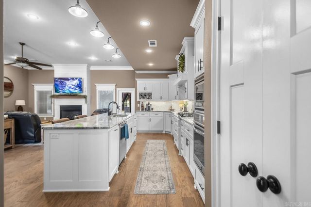 2319 Abigail Drive, Bryant, AR 72019