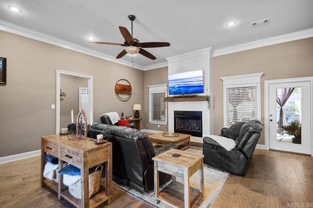 2319 Abigail Drive, Bryant, AR 72019