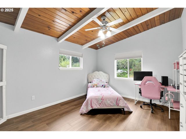 93215 LONG TOM Dr, Cheshire, OR 97419