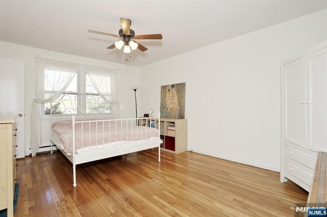 7 Tufts Court, Paramus, NJ 07652