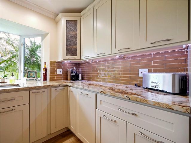 342 MAPLE DRIVE, Longwood, FL 32750