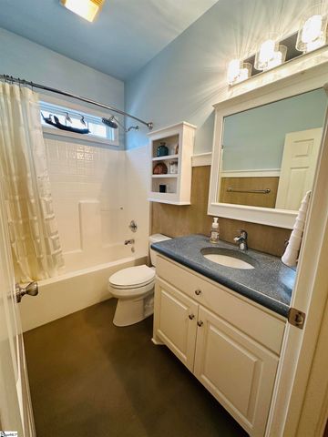 102 Davis Drive, Piedmont, SC 29673