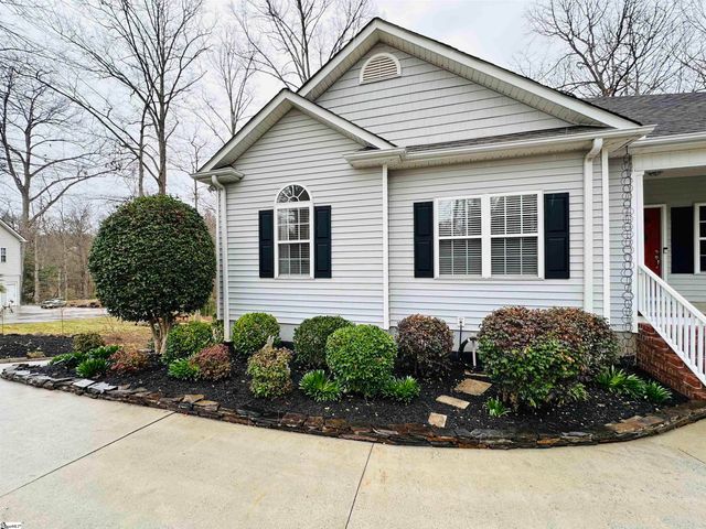 102 Davis Drive, Piedmont, SC 29673