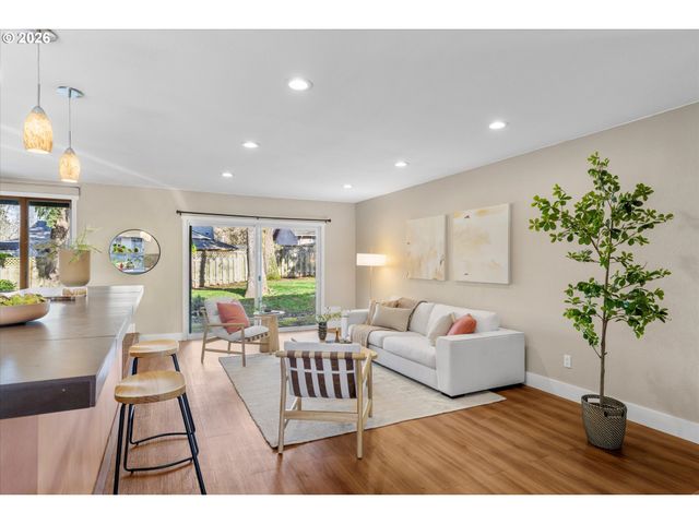 14815 Sw BONNIE BRAE St, Beaverton, OR 97007