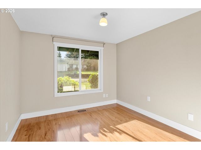 14815 Sw BONNIE BRAE St, Beaverton, OR 97007