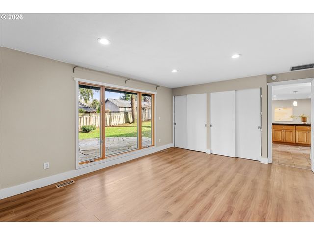 14815 Sw BONNIE BRAE St, Beaverton, OR 97007