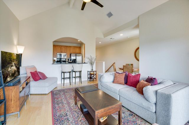 10300 Morado CV 805, Austin, TX 78759
