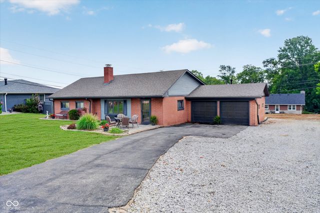 1277 Mount Pleasant East Street, Greenwood, IN 46142