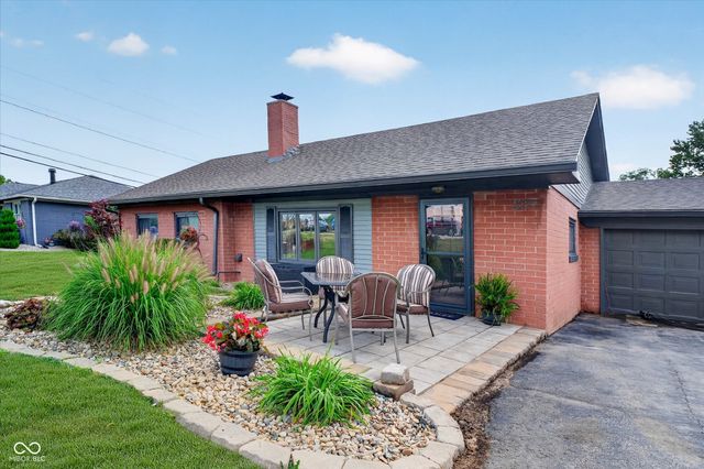 1277 Mount Pleasant East Street, Greenwood, IN 46142