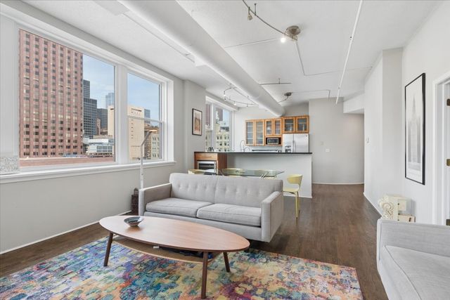 161 W HARRISON Street 901, Chicago, IL 60605