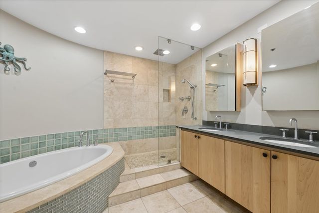 161 W HARRISON Street 901, Chicago, IL 60605