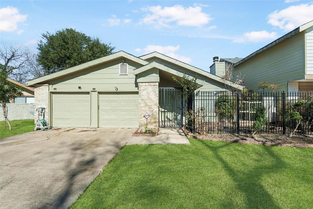 13622 Sunswept Way, Houston, TX 77082