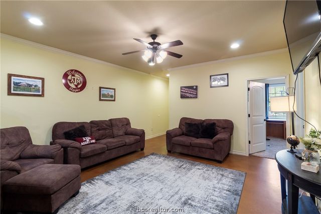 133 Kimber Lane, College Station, TX 77845