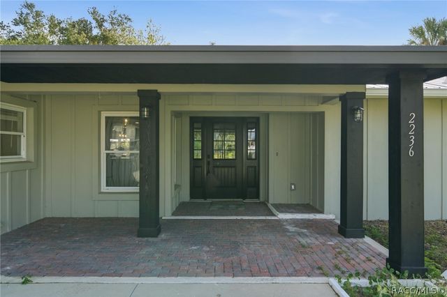 2236 N Watersedge Drive, Crystal River, FL 34429