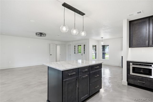 2236 N Watersedge Drive, Crystal River, FL 34429