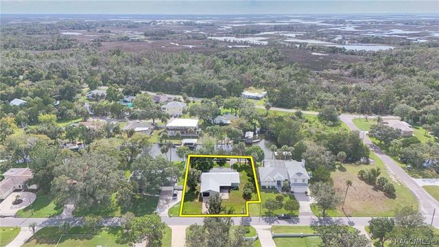 2236 N Watersedge Drive, Crystal River, FL 34429