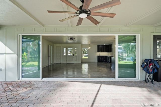 2236 N Watersedge Drive, Crystal River, FL 34429