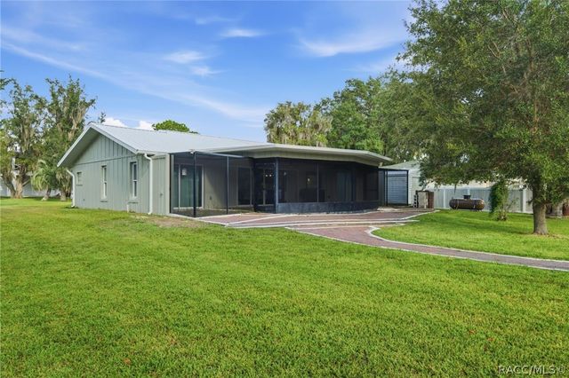 2236 N Watersedge Drive, Crystal River, FL 34429