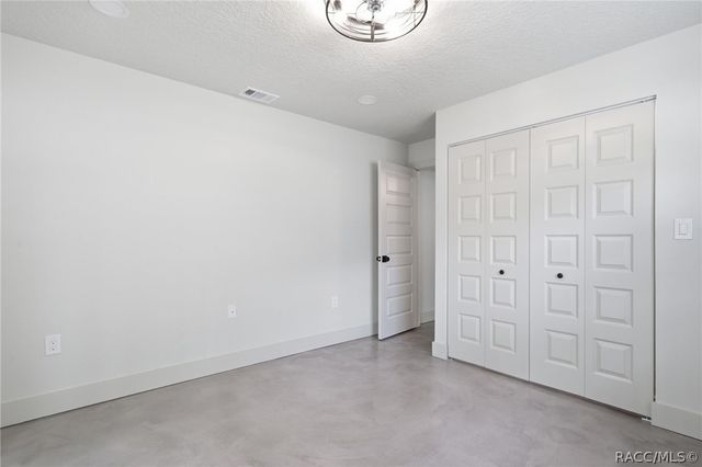 2236 N Watersedge Drive, Crystal River, FL 34429