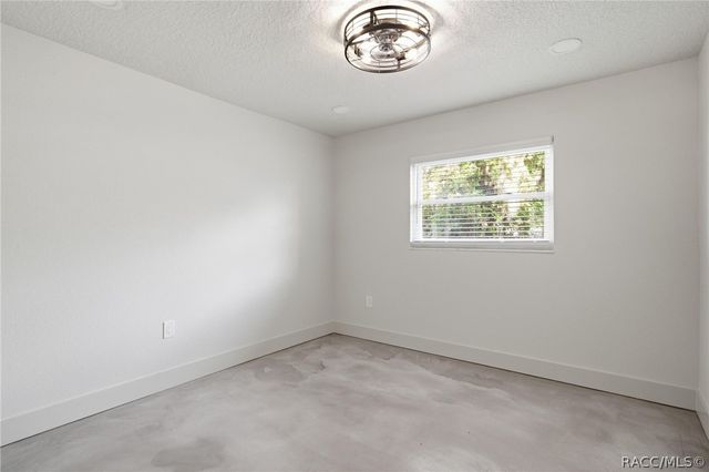 2236 N Watersedge Drive, Crystal River, FL 34429