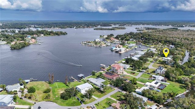 2236 N Watersedge Drive, Crystal River, FL 34429