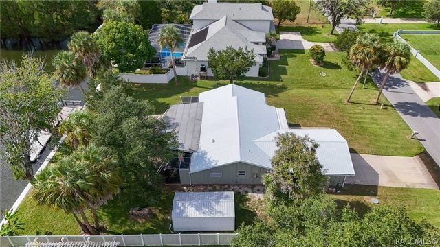 2236 N Watersedge Drive, Crystal River, FL 34429