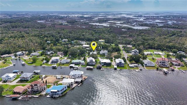 2236 N Watersedge Drive, Crystal River, FL 34429