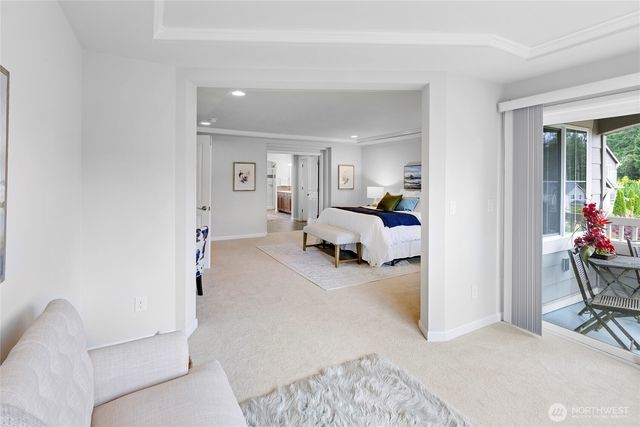 13844 La Vigne Court NE, Bainbridge Island, WA 98110