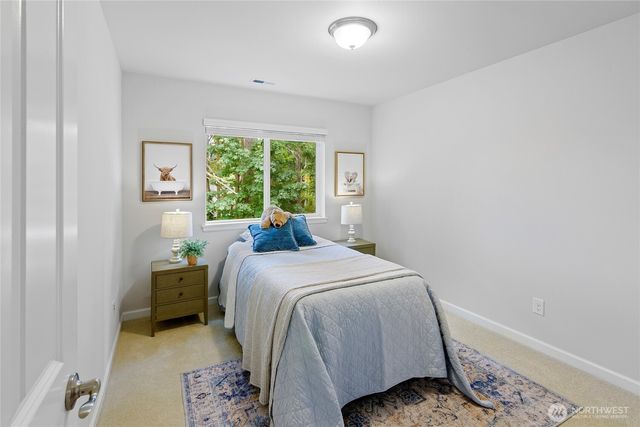 13844 La Vigne Court NE, Bainbridge Island, WA 98110