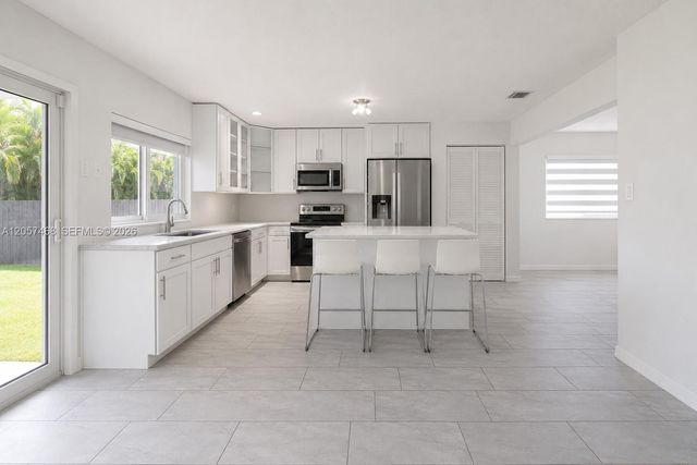 1661 N Goldeneye Lane, Homestead, FL 33035
