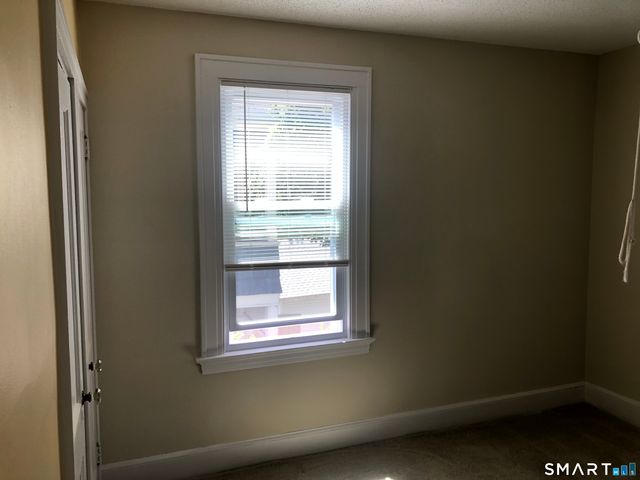 132 Grand Street, Middletown, CT 06457