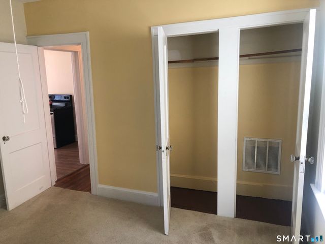 132 Grand Street, Middletown, CT 06457