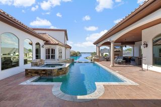 108 Wennmohs PL, Horseshoe Bay, TX 78657