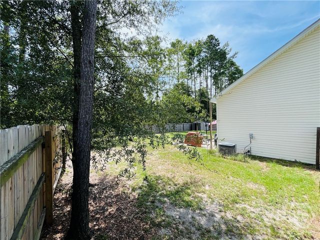 120 Lynwood Lane, Springfield, GA 31329