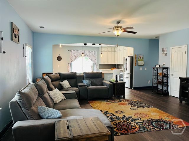 120 Lynwood Lane, Springfield, GA 31329