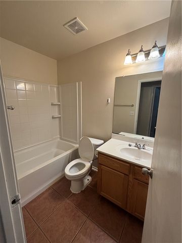 1006 Livermore St, Portland, TX 78374