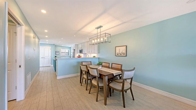 5770 MIDNIGHT PASS ROAD 404, Sarasota, FL 34242