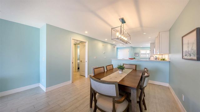 5770 MIDNIGHT PASS ROAD 404, Sarasota, FL 34242